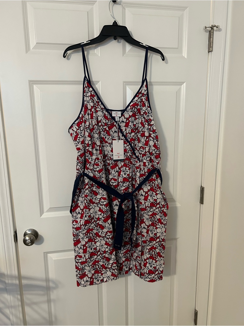 Vineyard Vines Red and White Floral Slip Dress with Navy Trim. NWT